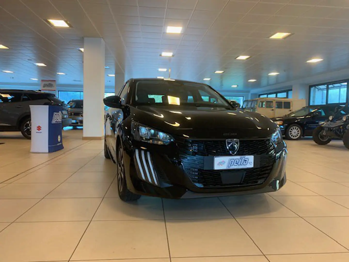 Peugeot 208 208 PureTech 100 Stop&Start 5 porte Allure Nero - 2