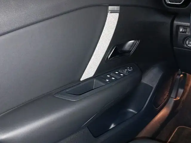 Citroen C4 view 14