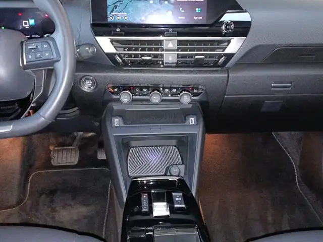 Citroen C4 view 11