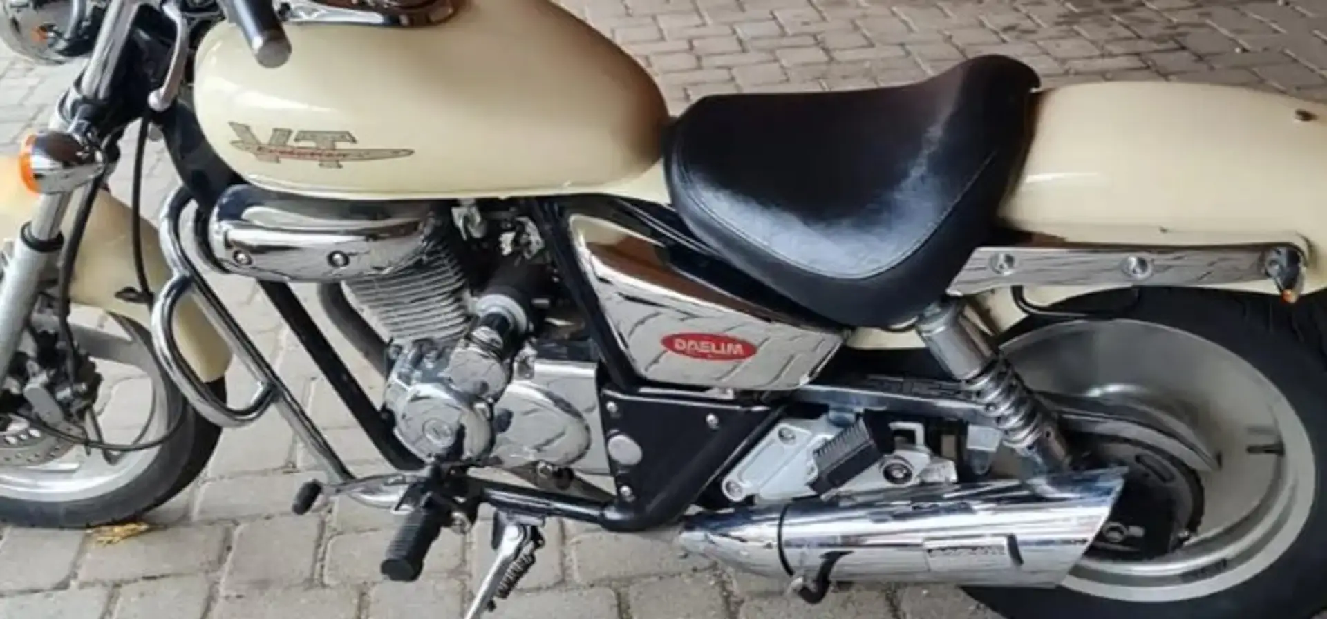 Daelim VT 125 Beige - 2