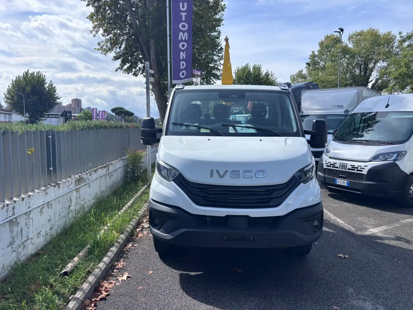 Iveco Daily 72C180 SCARRABILE Wit - 2