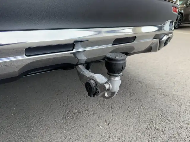 Mercedes-Benz GLC 200 d 4MATIC AVANTGARDE LED AHV RKam Distr Ansicht 15