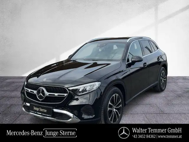 Mercedes-Benz GLC 200 d 4MATIC AVANTGARDE LED AHV RKam Distr Ansicht 1