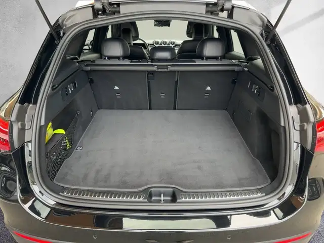 Mercedes-Benz GLC 200 d 4MATIC AVANTGARDE LED AHV RKam Distr Ansicht 7