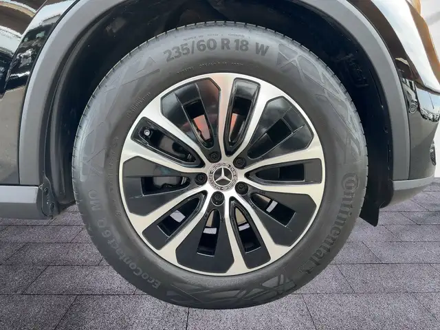 Mercedes-Benz GLC 200 d 4MATIC AVANTGARDE LED AHV RKam Distr Ansicht 13