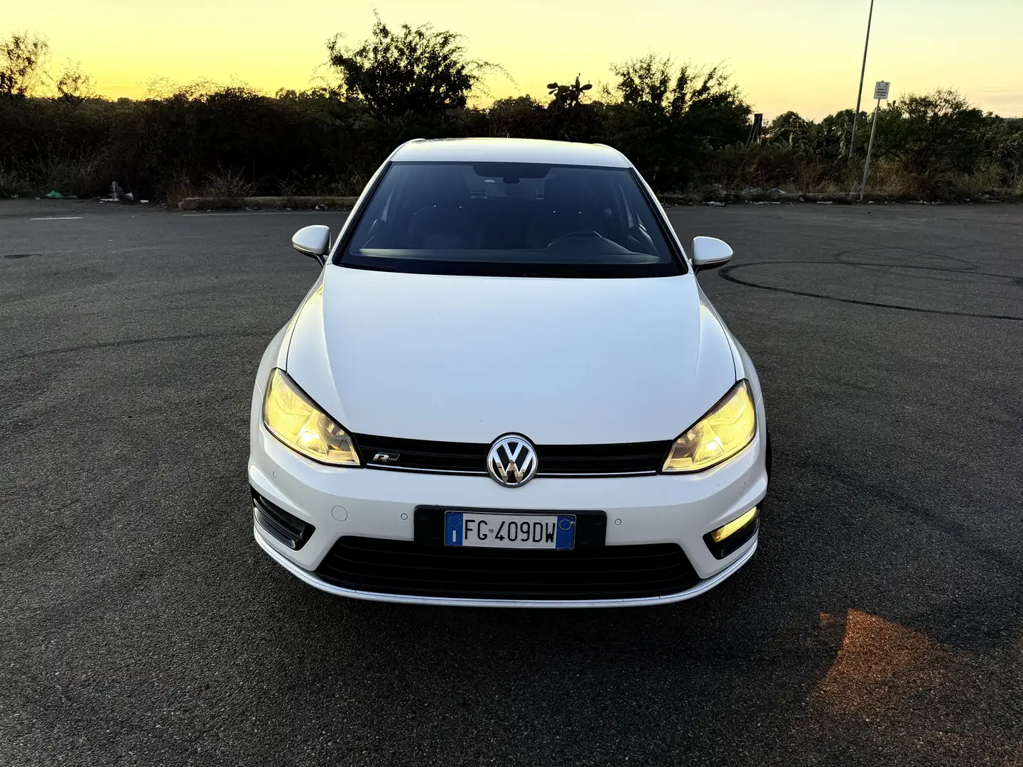 Volkswagen Golf Golf 3p 1.6 tdi Sport Edition 110cv dsg Weiß - 1