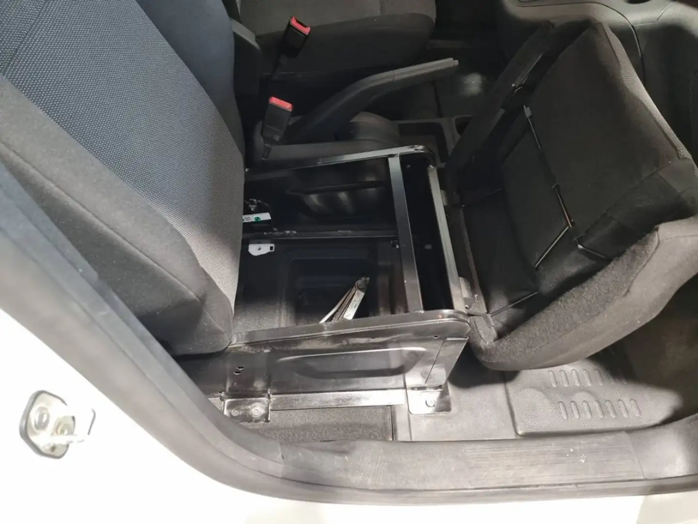 Peugeot Partner 1.5BlueHDI Pro Standard 1000kg 75 Blanco - 2