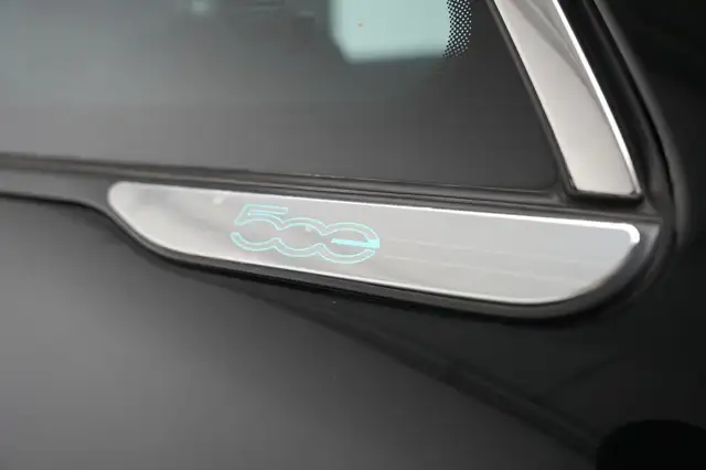 Fiat 500 view 11