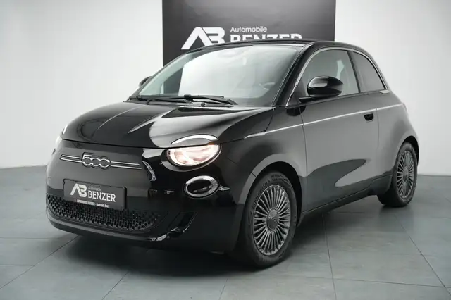Fiat 500 view 4