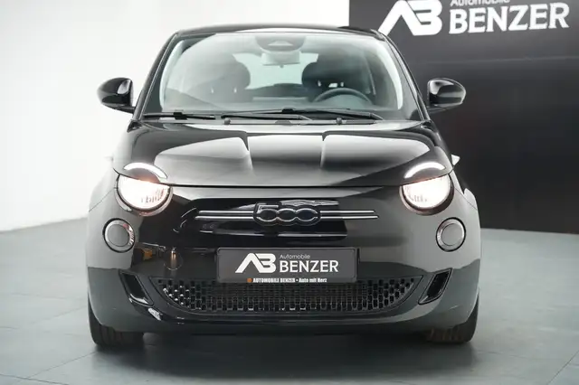 Fiat 500 view 2