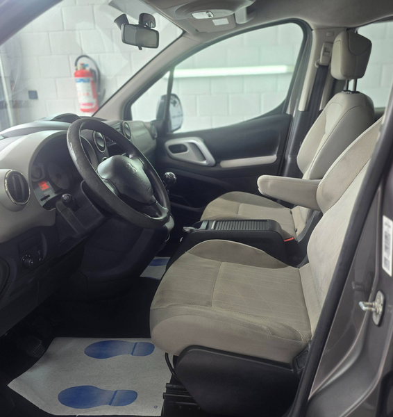 Peugeot Partner Partner Tepee 1.6 HDi Confort — photo 10