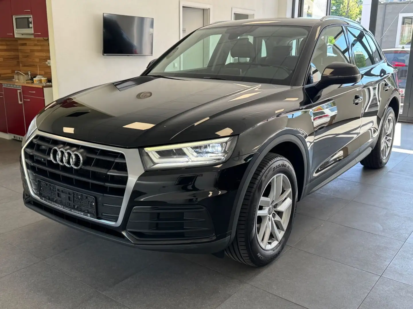 Audi Q5 2.0 TDI quattro-Virtual Cockpit-LED Scheinw.- Noir - 1