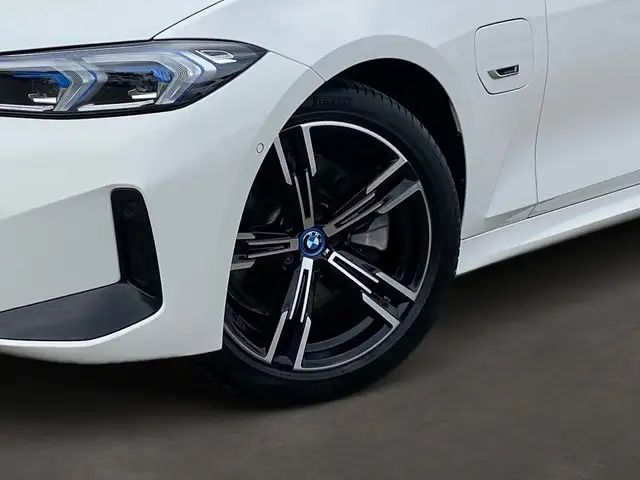 BMW M view 6