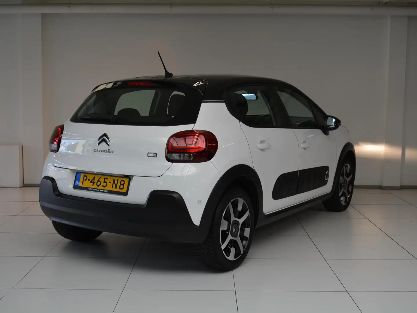 Citroen C3 1.2 83pk Shine Wit - 2