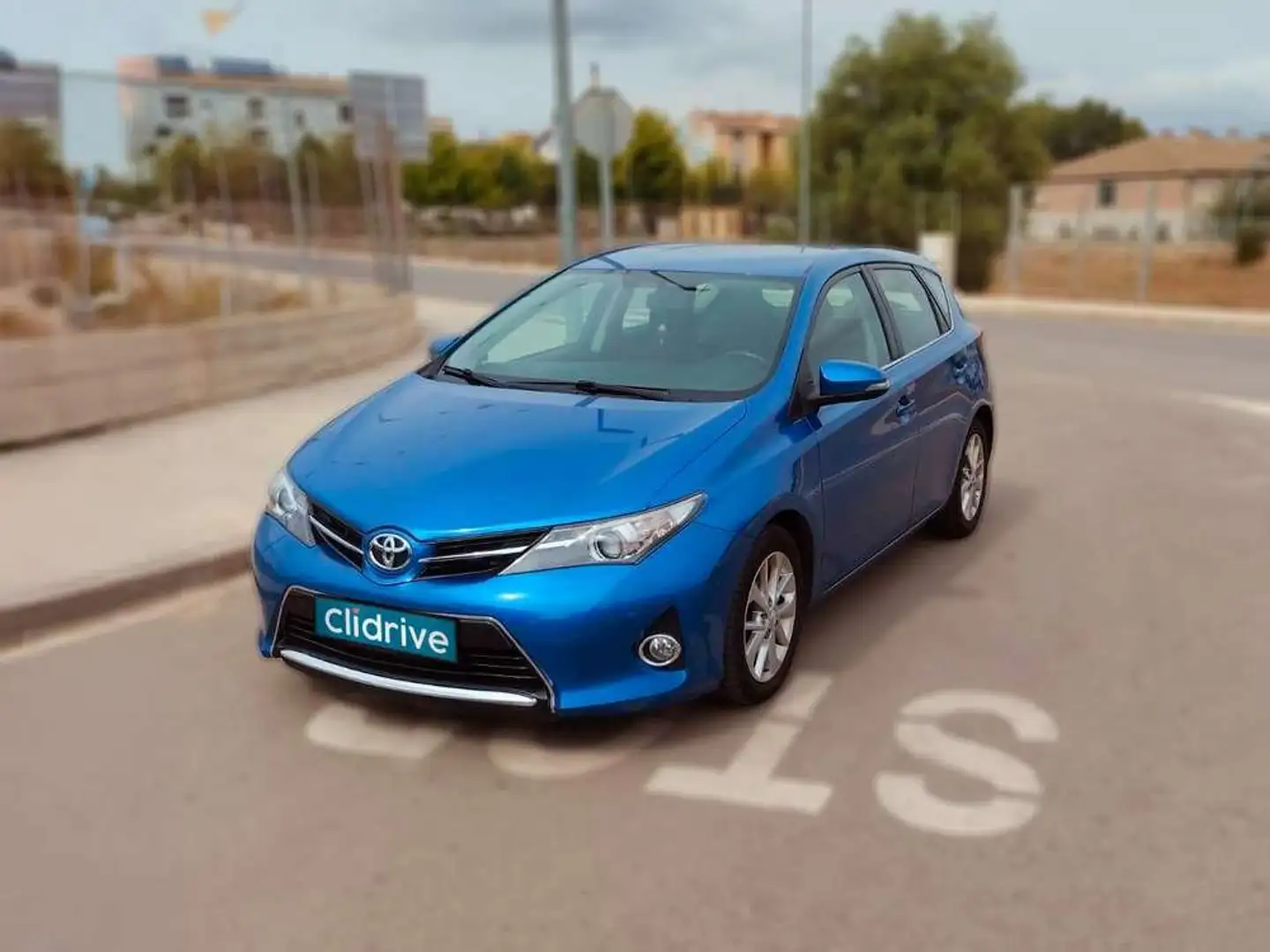 Toyota Auris 120D Advance Azul - 2