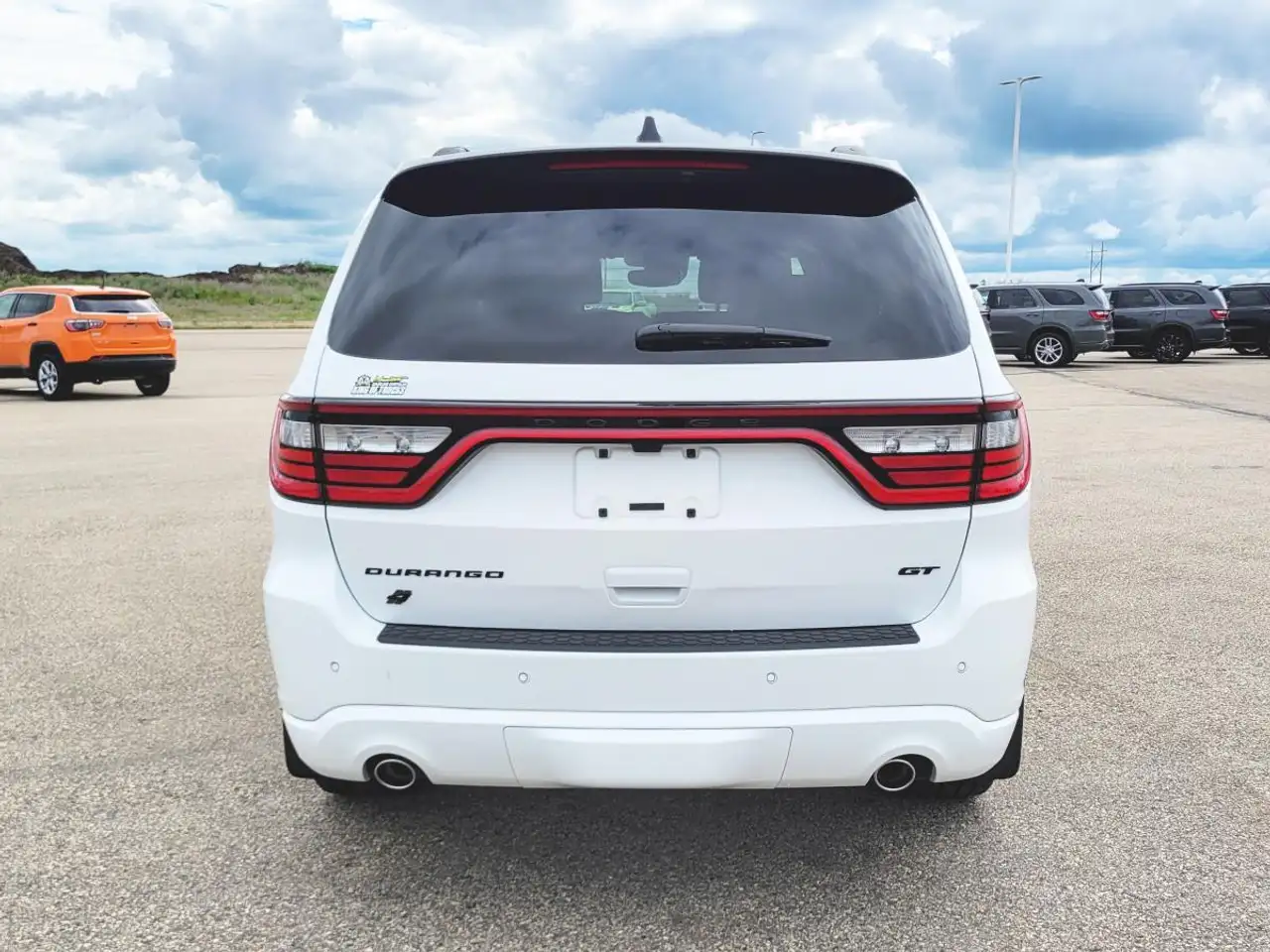 Dodge Durango снимка Dodge Durango