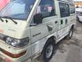 Mitsubishi L300 L 300 Bus 4WD TD - thumbnail 3