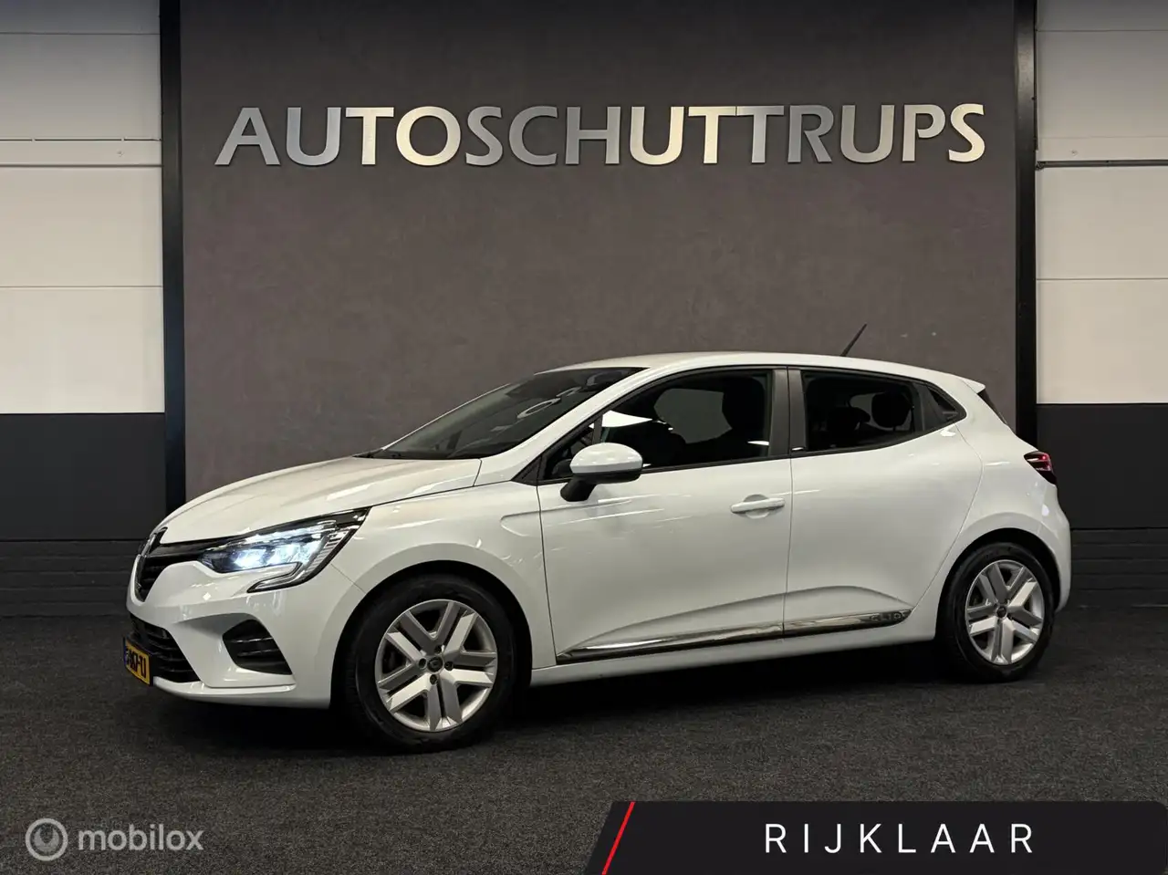 Renault Clio 1.6 E-Tech Hybrid 140 PK AUTOMAAT / STOELVERW. / C