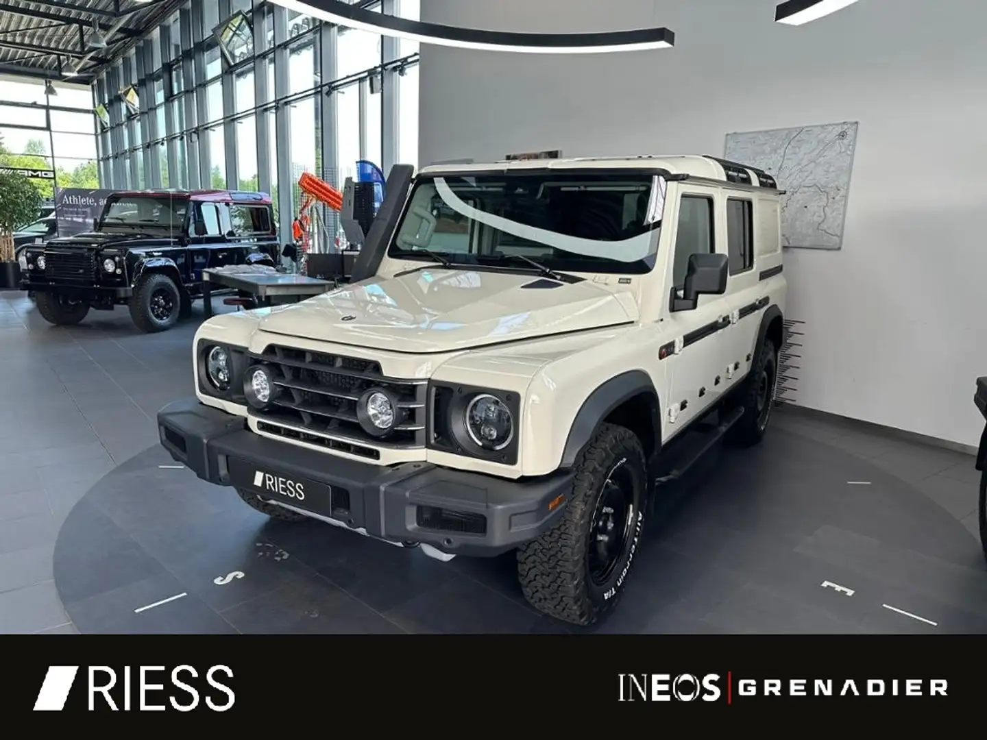 Ineos Grenadier Station Wagon Trialmaster Edition KAM Weiß - 1