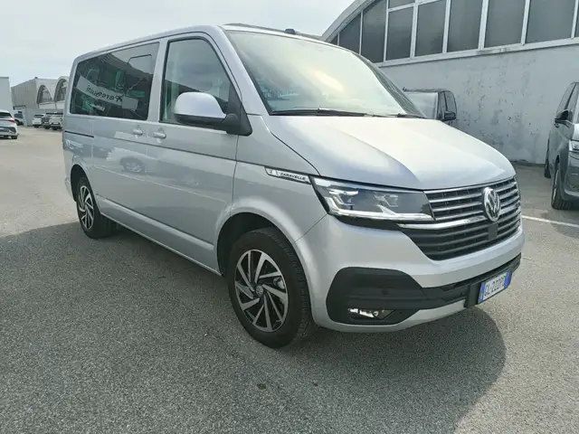 Volkswagen T6.1 Caravelle Cruise 2.0 tdi manuale 150cv Autocarro 5 posti