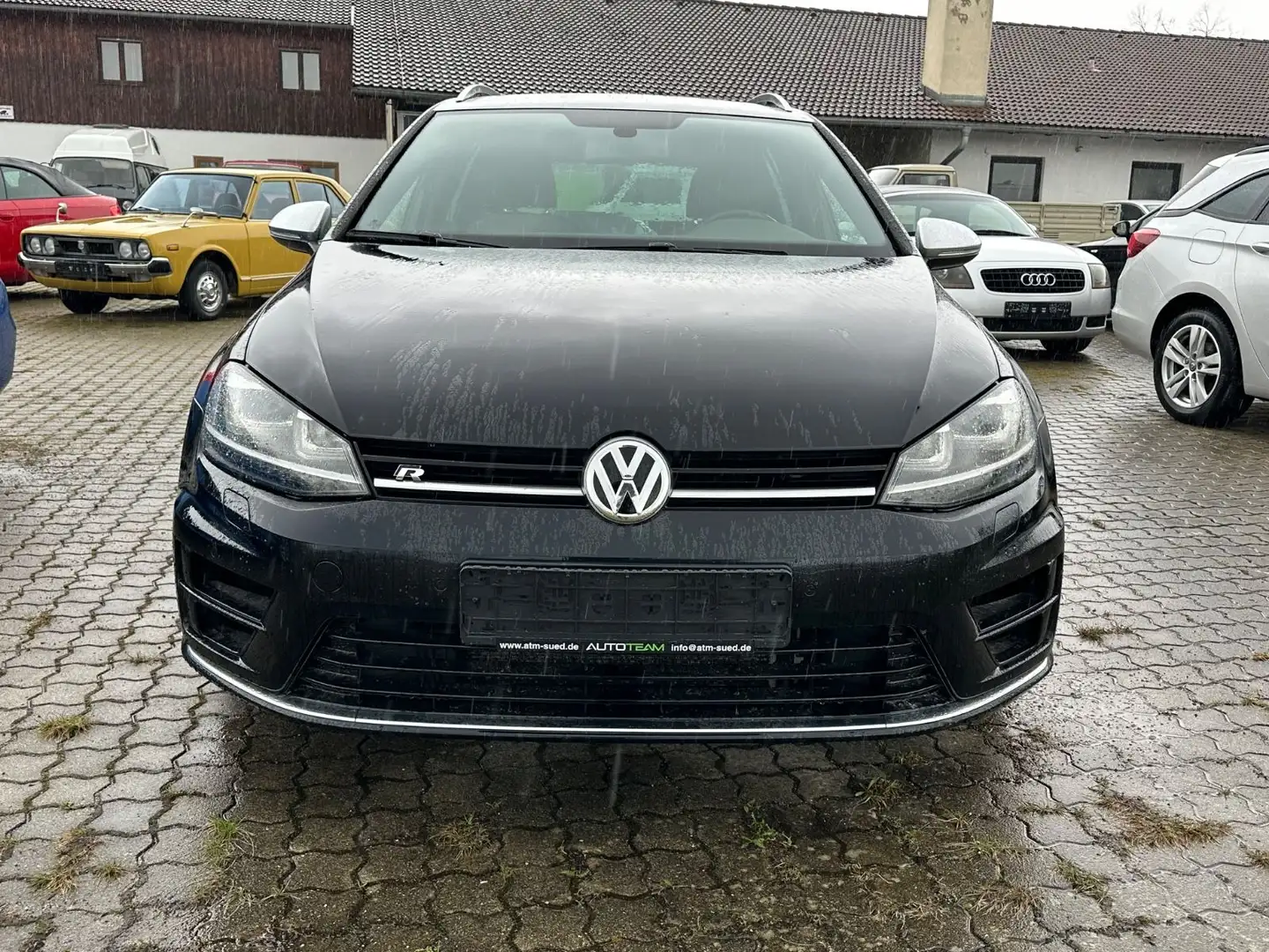 Volkswagen Golf VII Variant R BMT 4Motion Schwarz - 1
