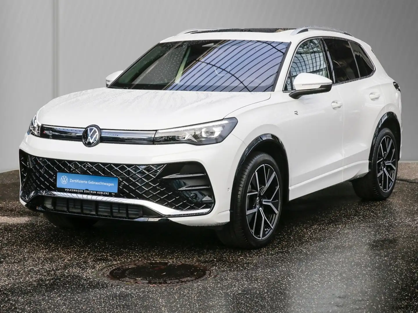 Volkswagen Tiguan 1.5 eTSI DSG R-Line AHK/Standhz./DCC/Pano Weiß - 2