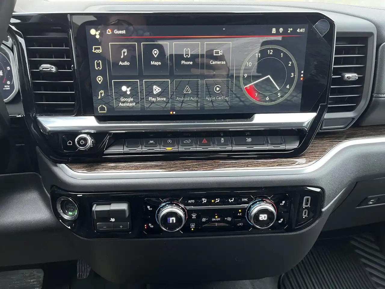GMC Sierra 1500 снимка GMC Sierra 1500