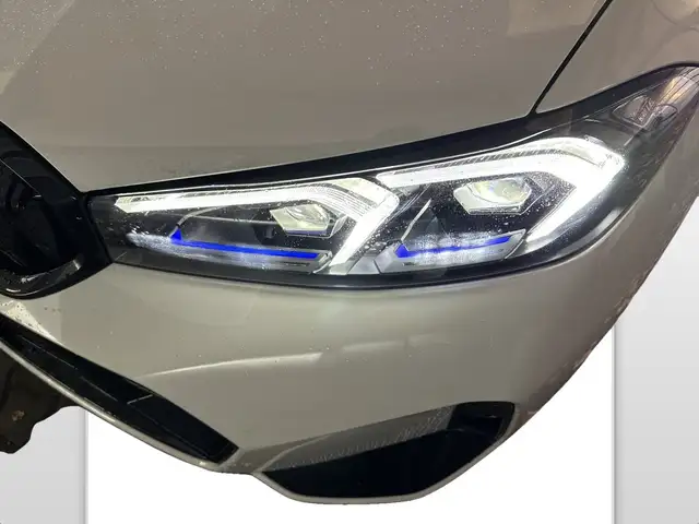 BMW 3 Series view 12