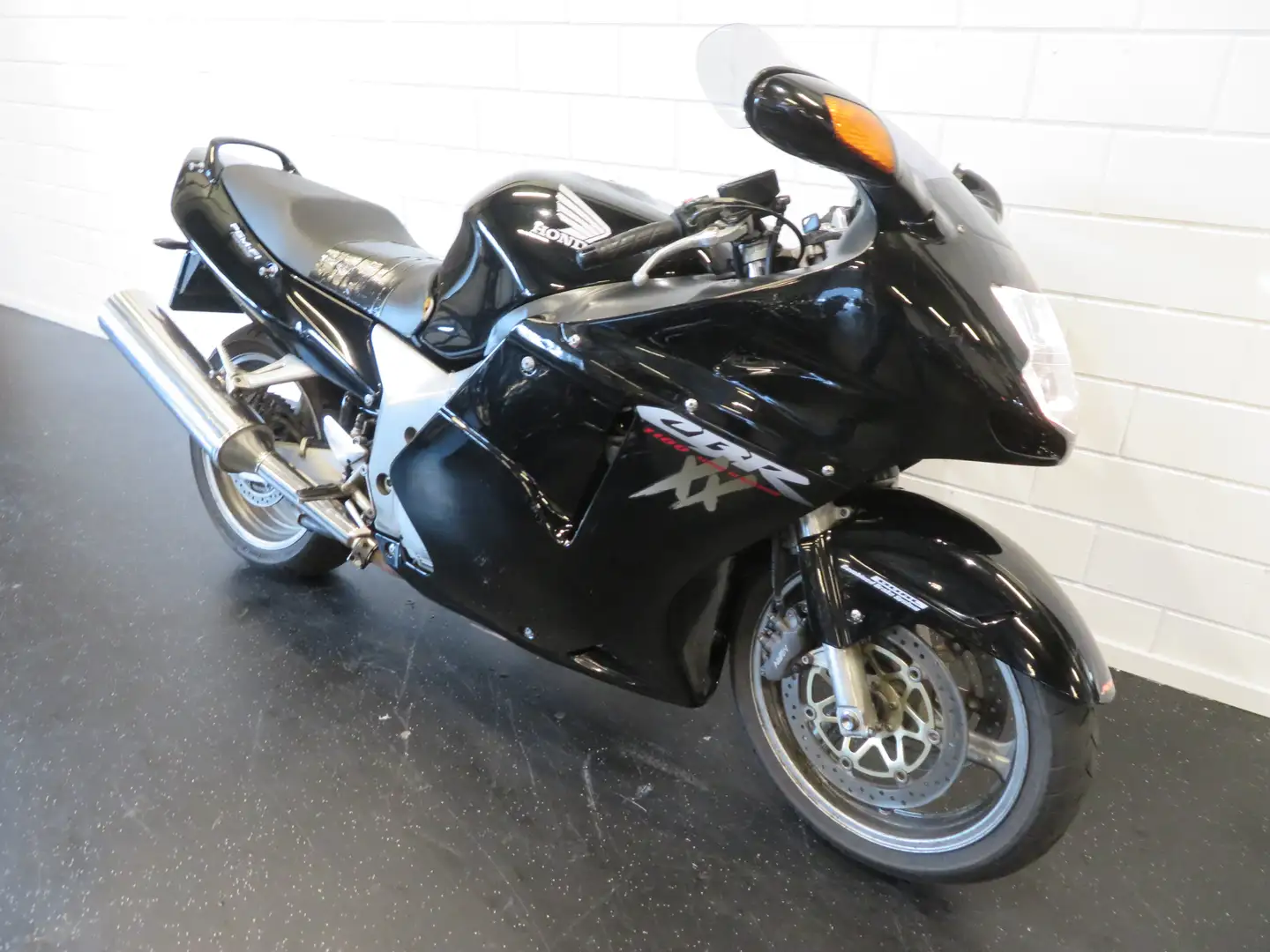 Honda CBR 1100 XX BLACKBIRD Fekete - 2