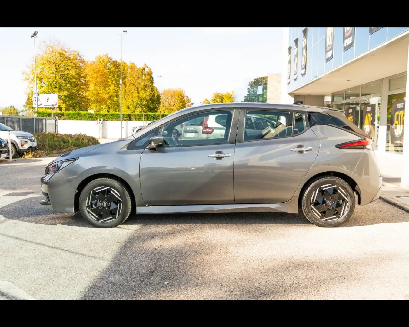 Nissan Leaf 2ª serie Acenta 40 kWh Grigio - 2
