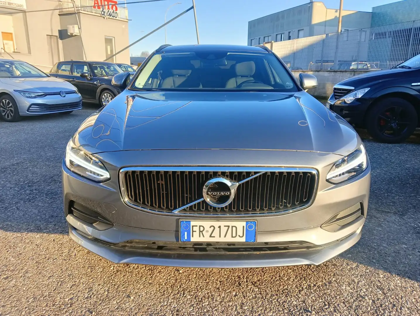 Volvo V90 V90 2.0 d4 Kinetic awd geartronic Gris - 1