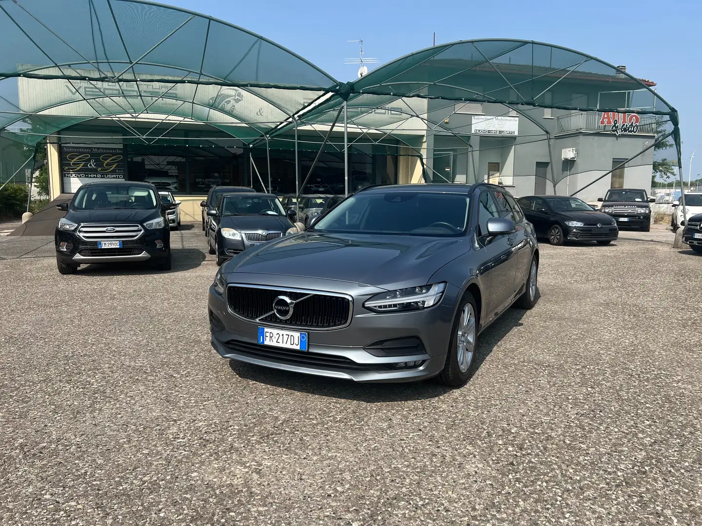 Volvo V90 V90 2.0 d4 Kinetic awd geartronic Grigio - 1