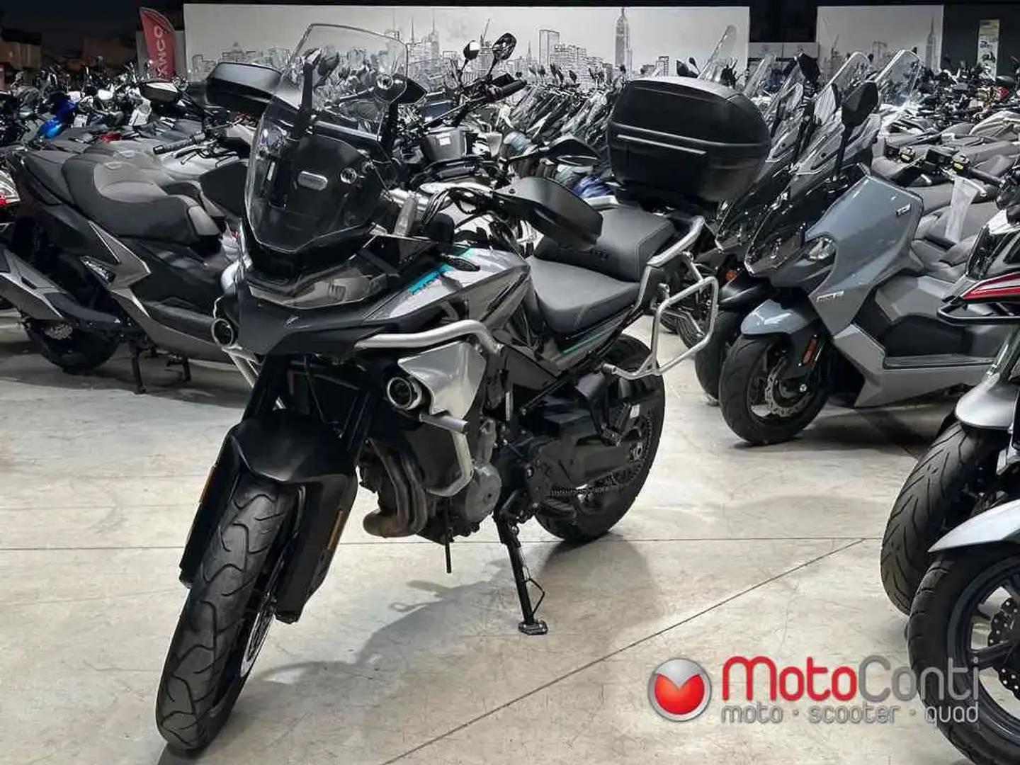 CFMOTO 800 MT SPORT Schwarz - 1