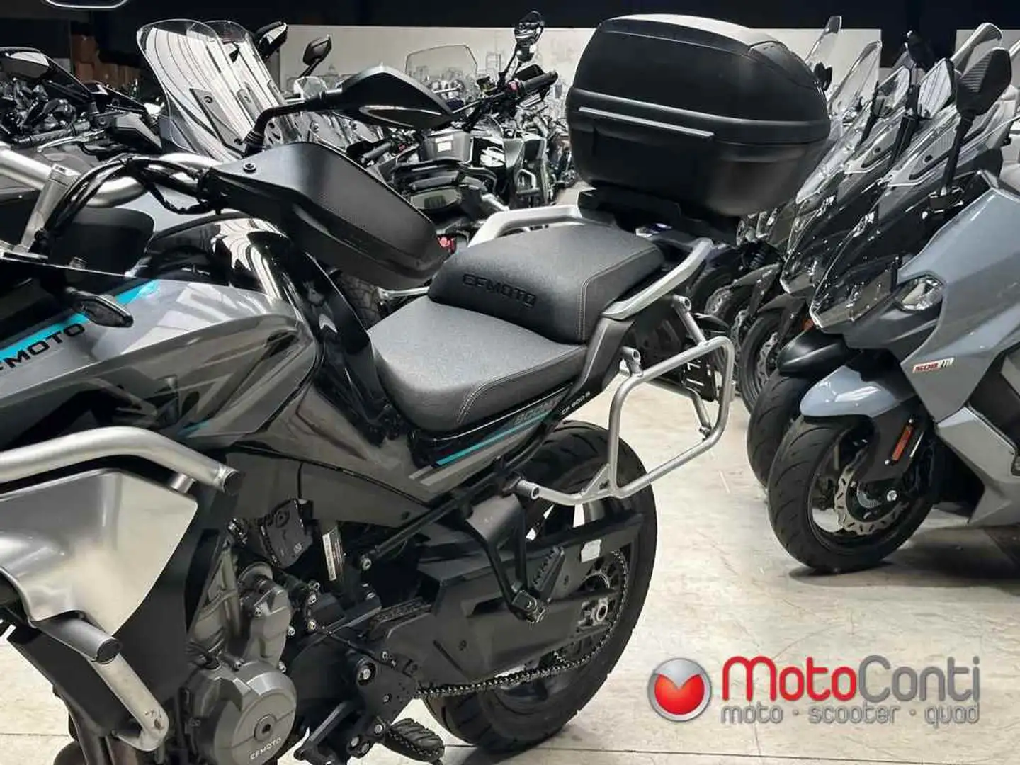 CFMOTO 800 MT SPORT Schwarz - 2