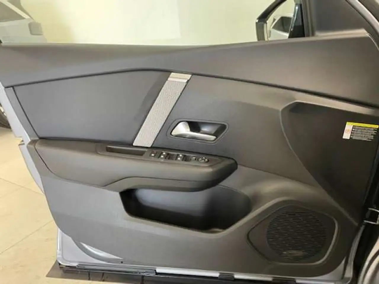 Citroen C4 e-C4 X — photo 14