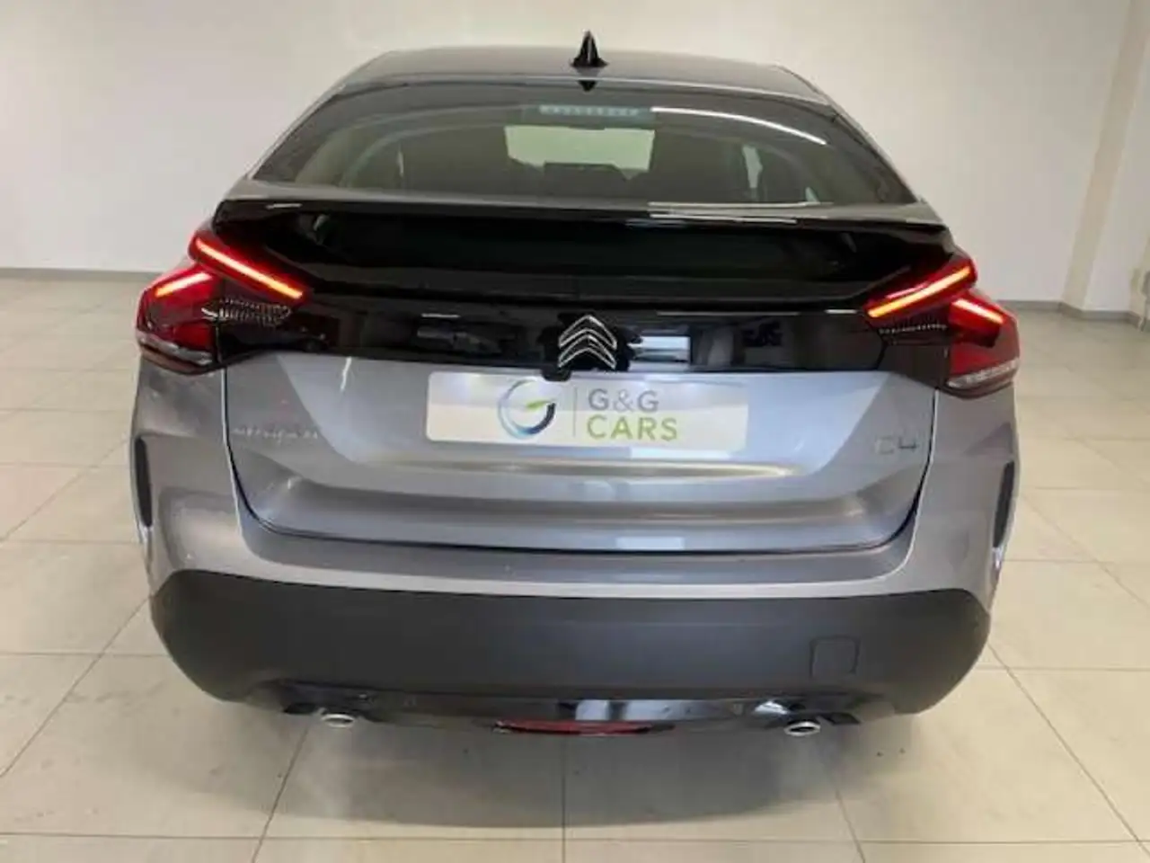 Citroen C4 e-C4 X — photo 11