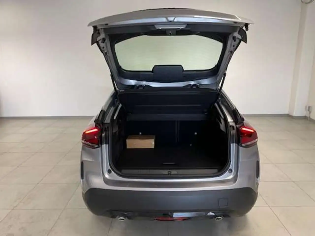 Citroen C4 e-C4 X — photo 12
