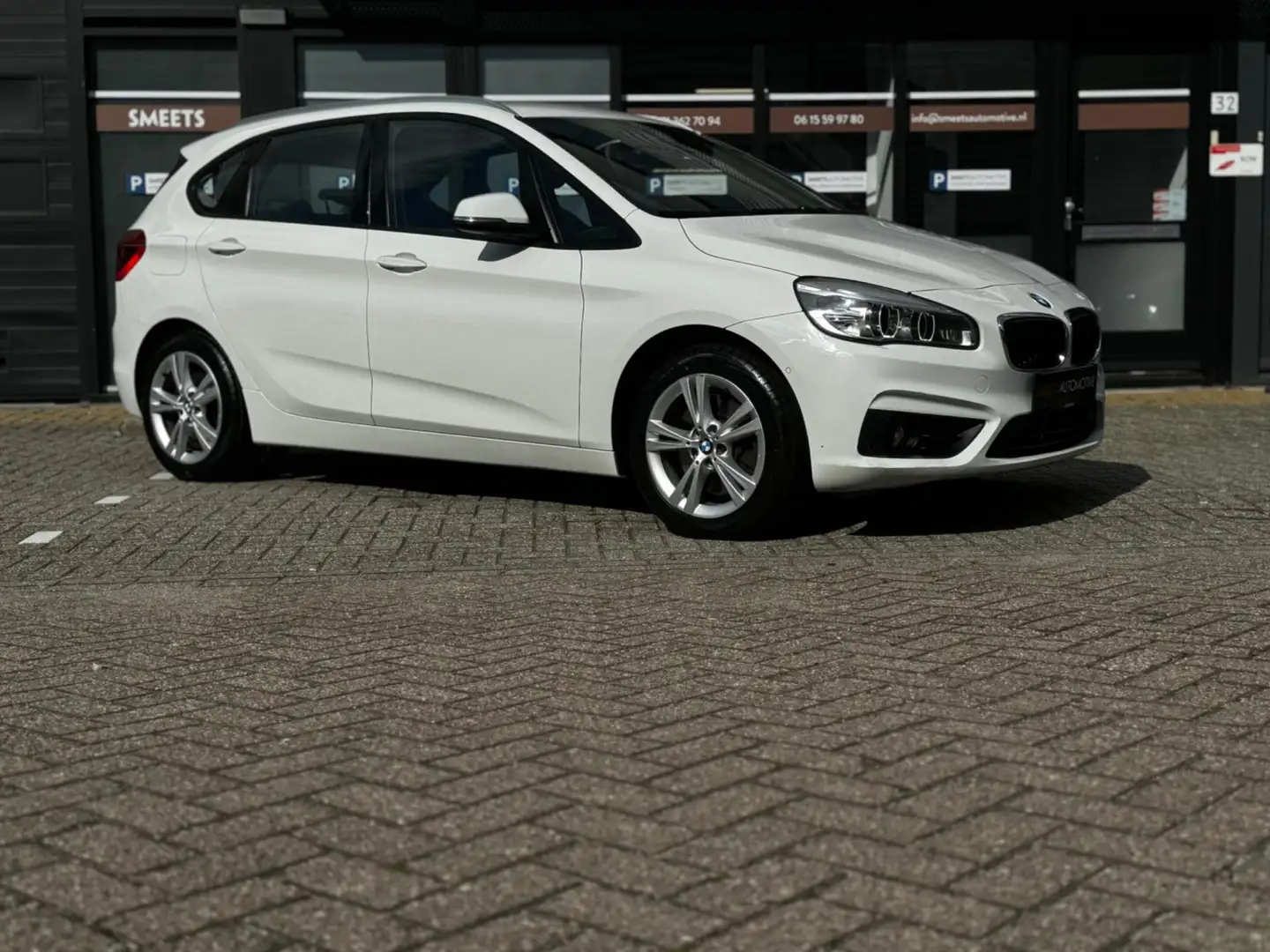BMW 225 2-serie Active Tourer 225i xDrive, Blanc - 2