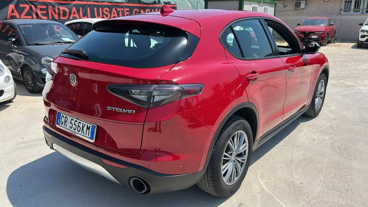 Alfa Romeo Stelvio 2023