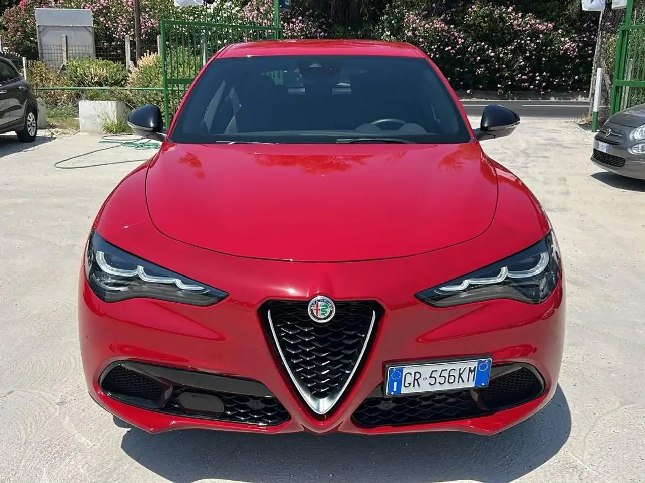 Alfa Romeo Stelvio 2023 — фото 8