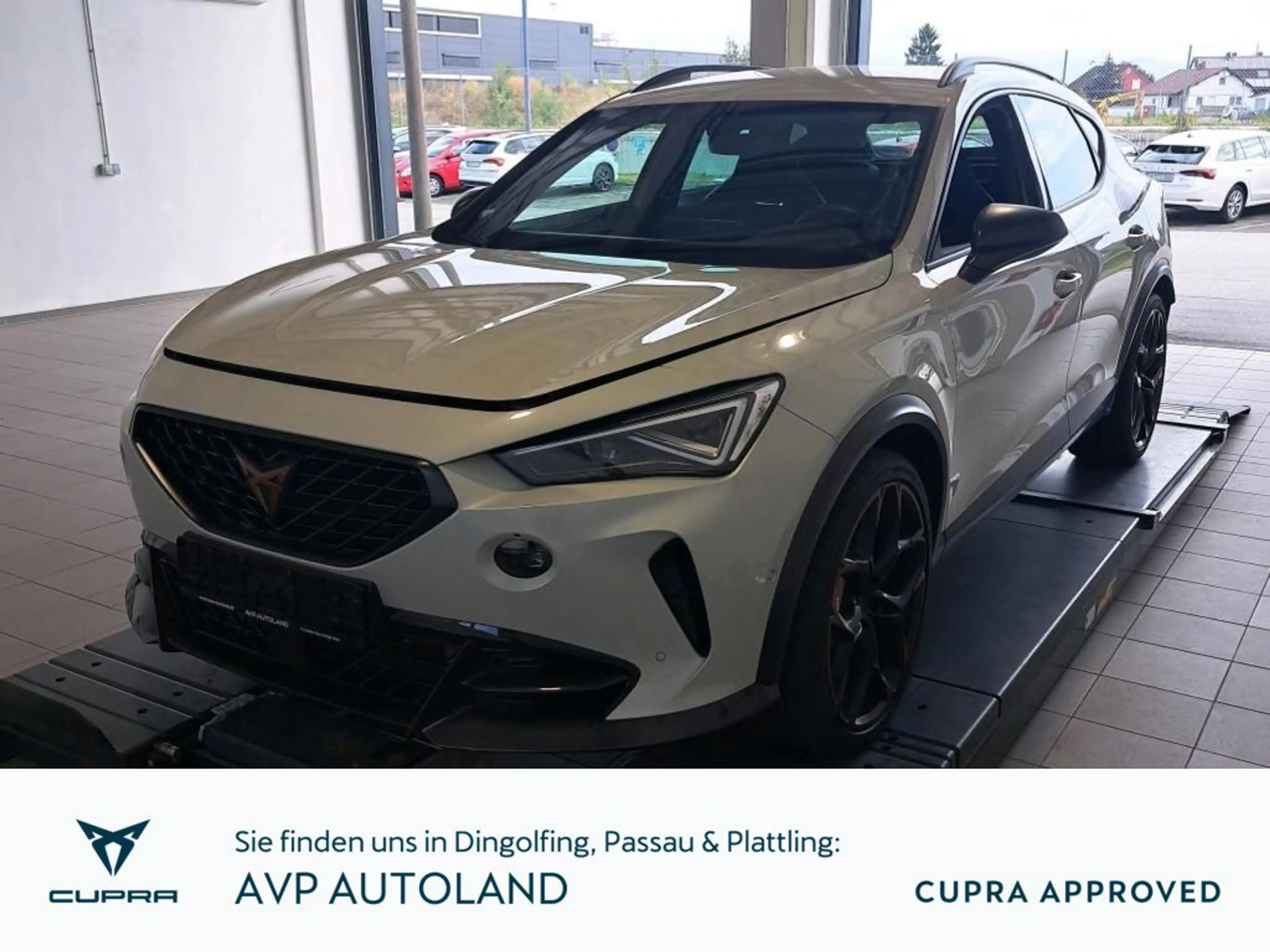 CUPRA Formentor VZ5 Formentor 2.5 TSI DSG 4Drive VZ5 Edition | NAVI