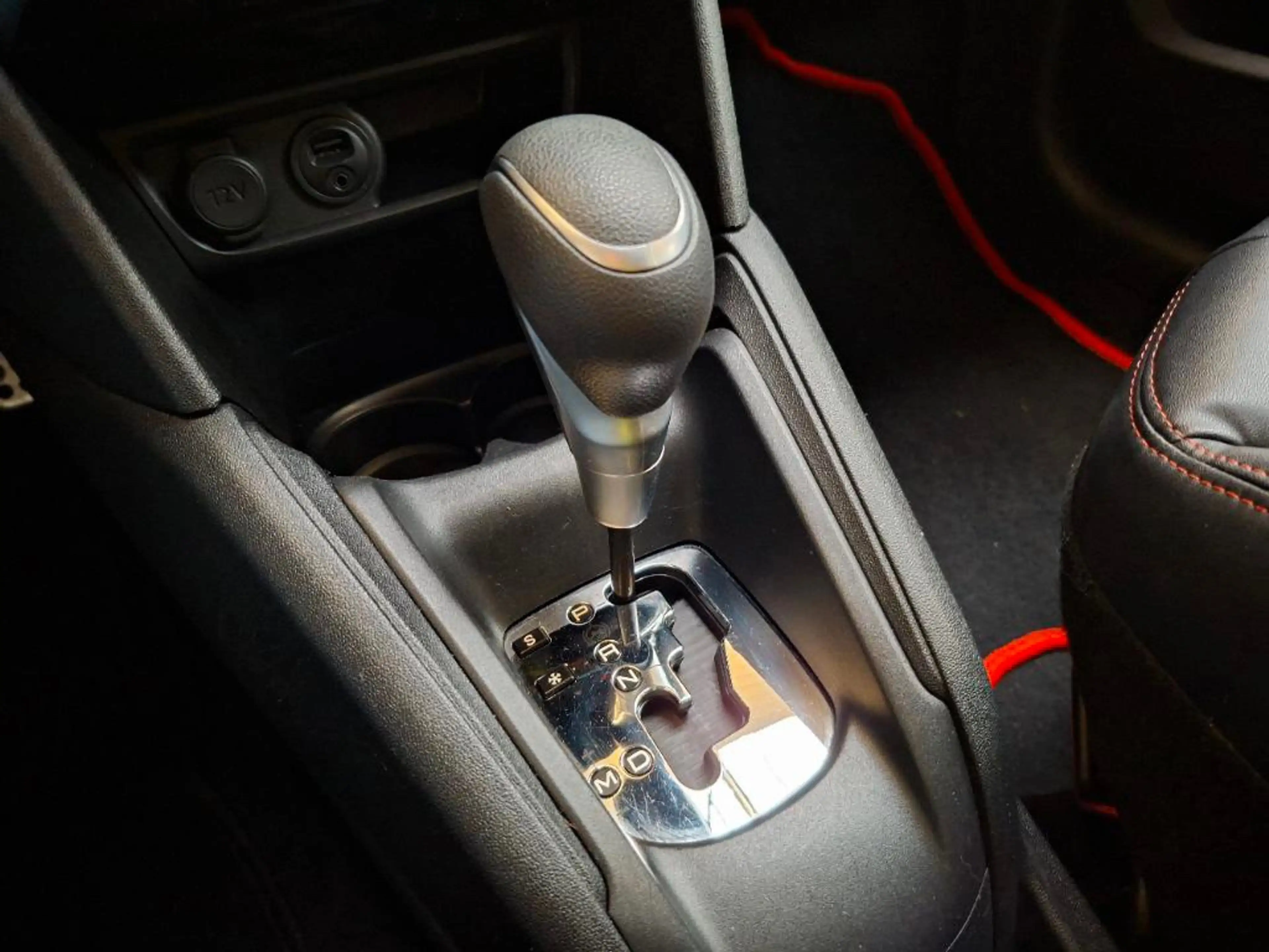 Peugeot 208 1.2 PureTech Première/AUTOMAAT/LED — photo 14