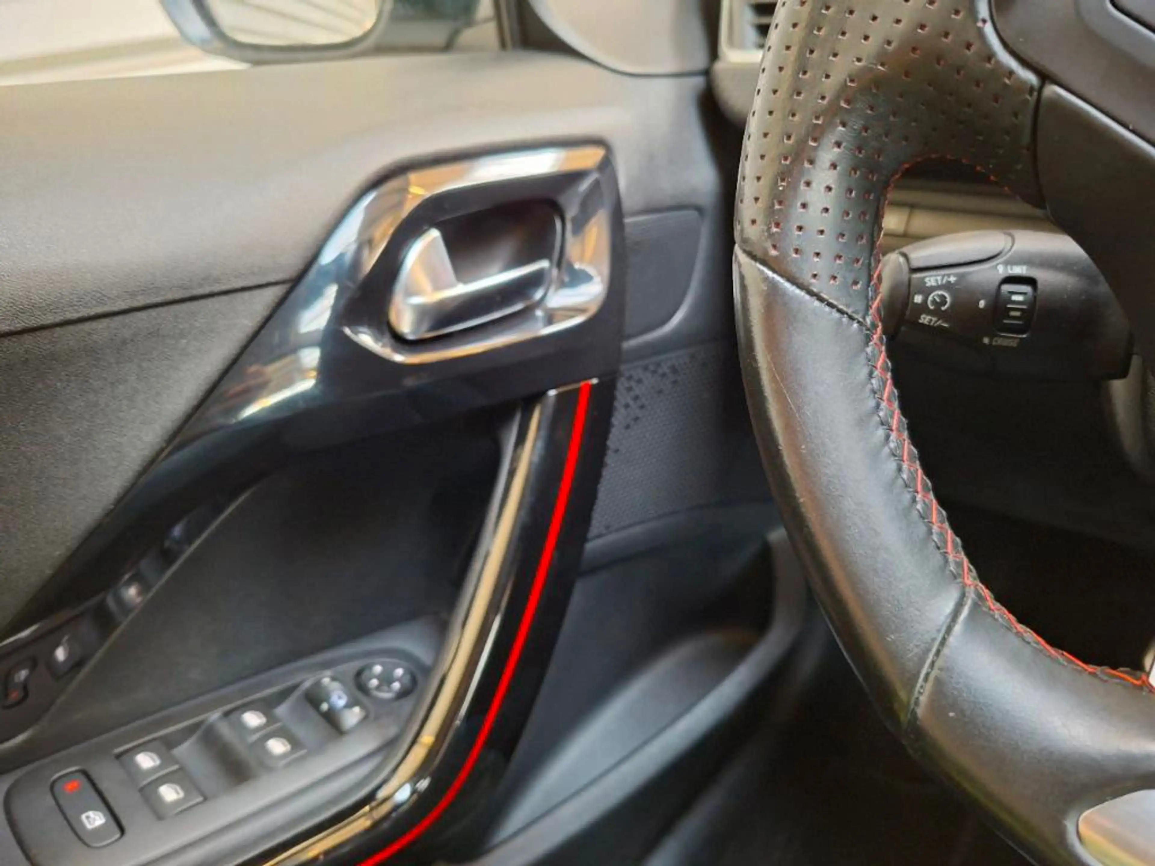 Peugeot 208 1.2 PureTech Première/AUTOMAAT/LED — photo 16