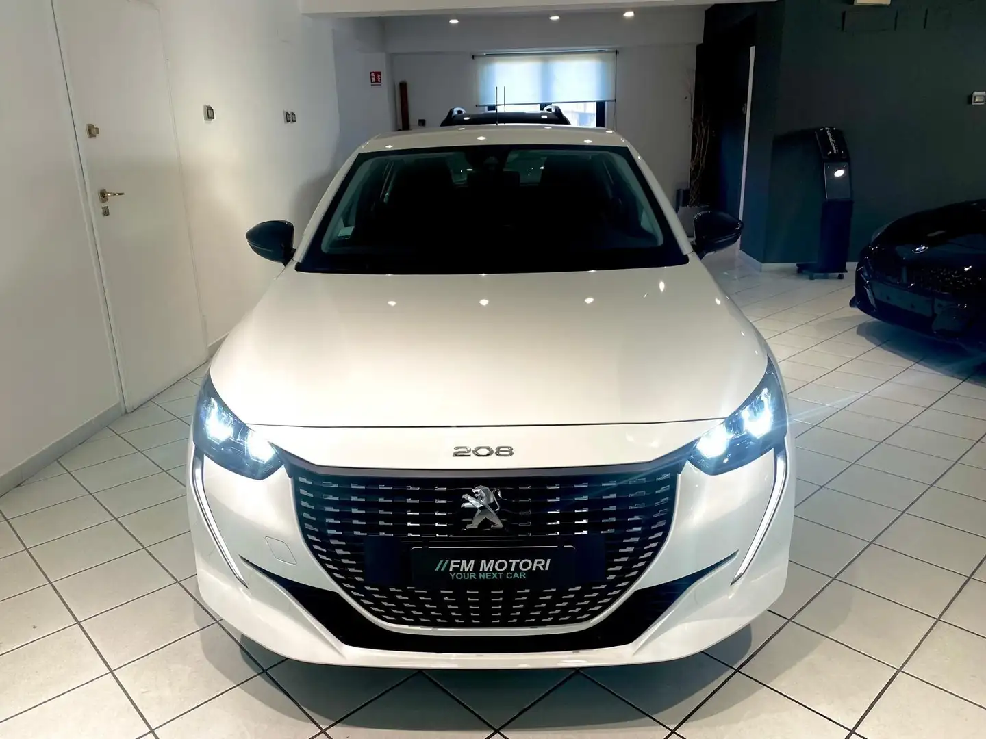 Peugeot 208 PureTech 75 Stop&Start 5 porte Active Bianco - 2