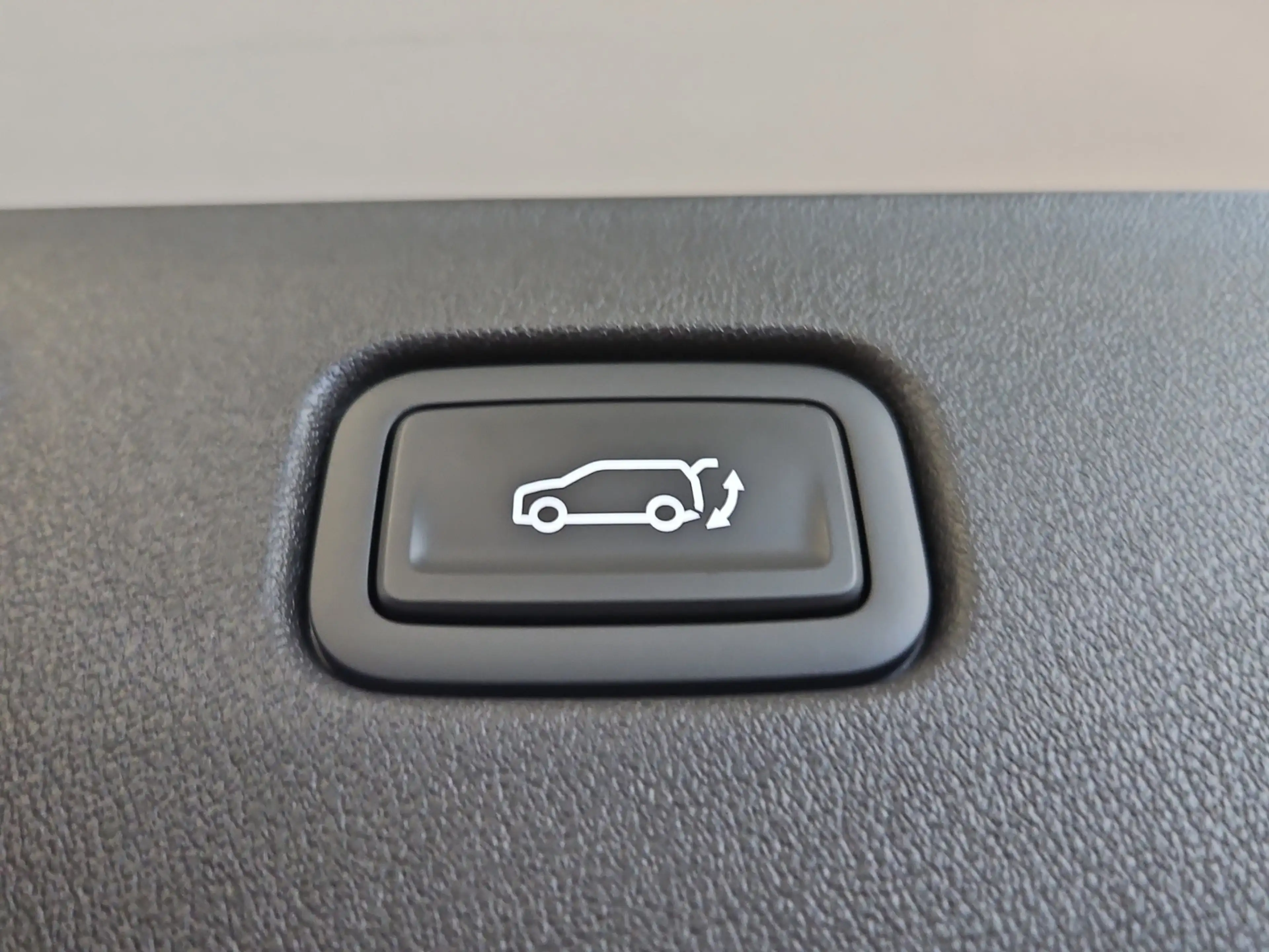 Kia EV5 Launch Edition Pano 4xSHZ LED 360°Kamera ACC — photo 15