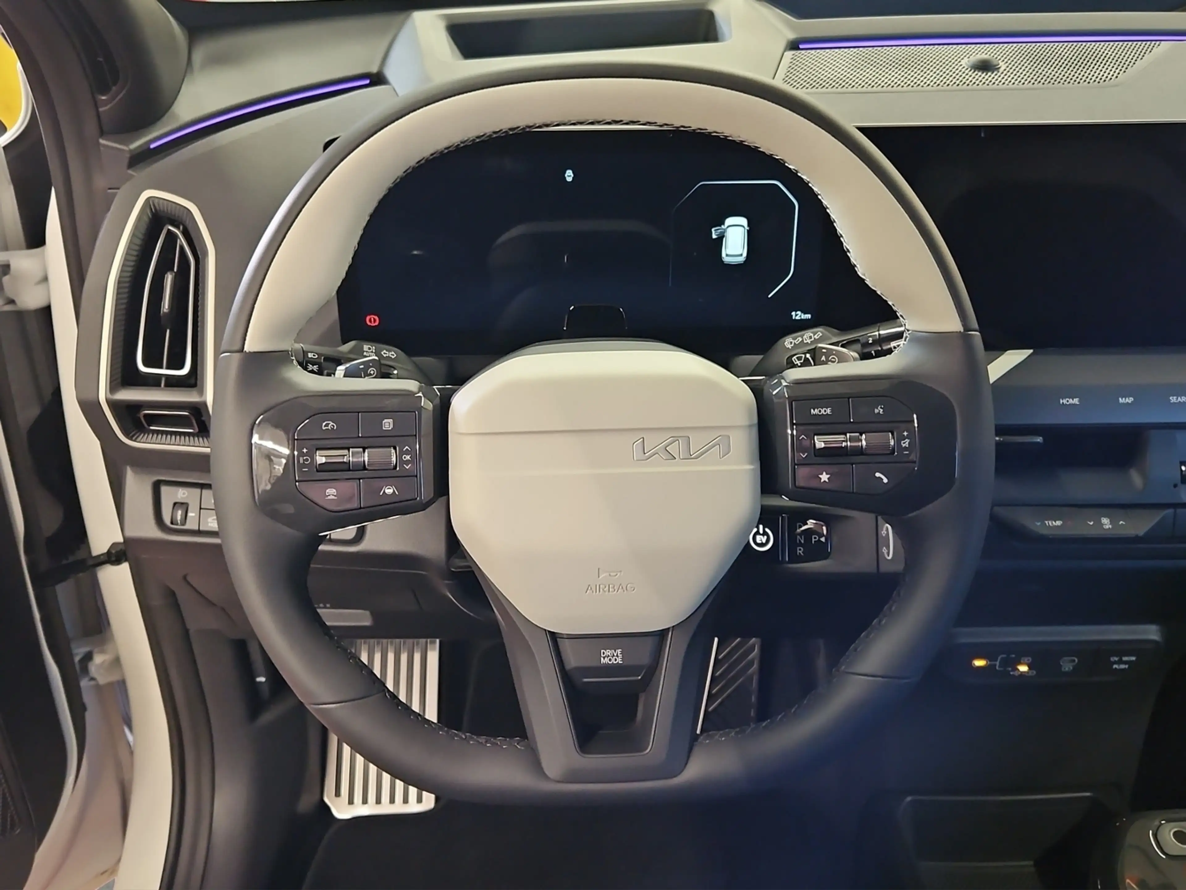 Kia EV5 Launch Edition Pano 4xSHZ LED 360°Kamera ACC — photo 4