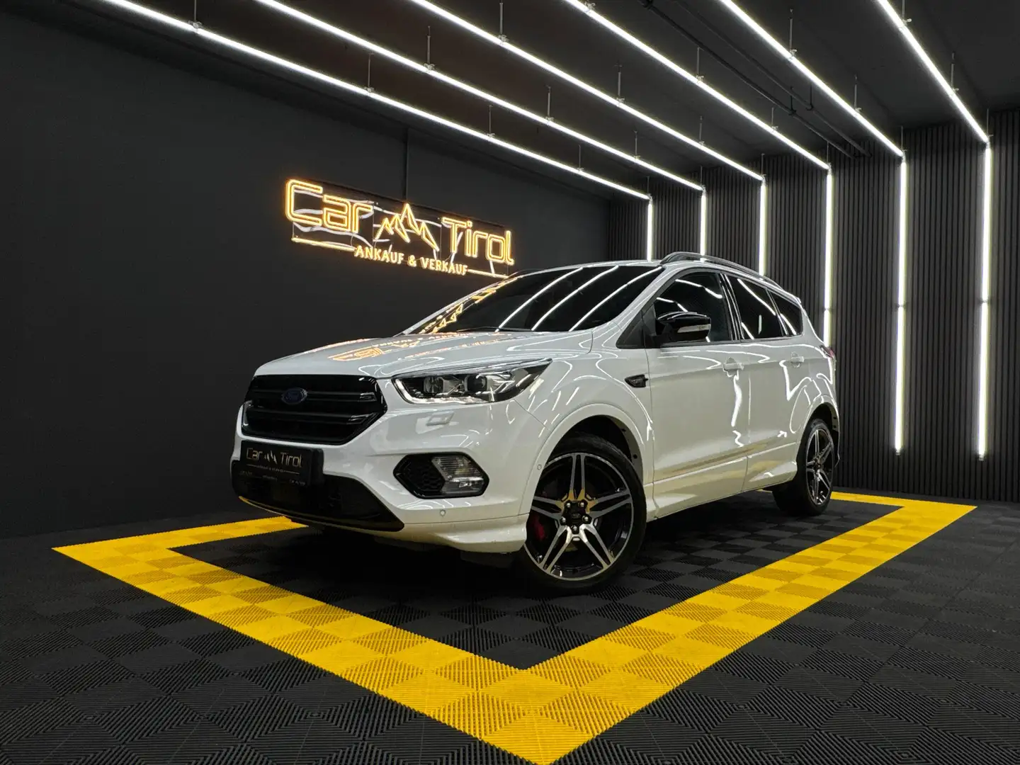 Ford Kuga ST-Line KAMERA*LENKRADHEIZUNG* Blanc - 1