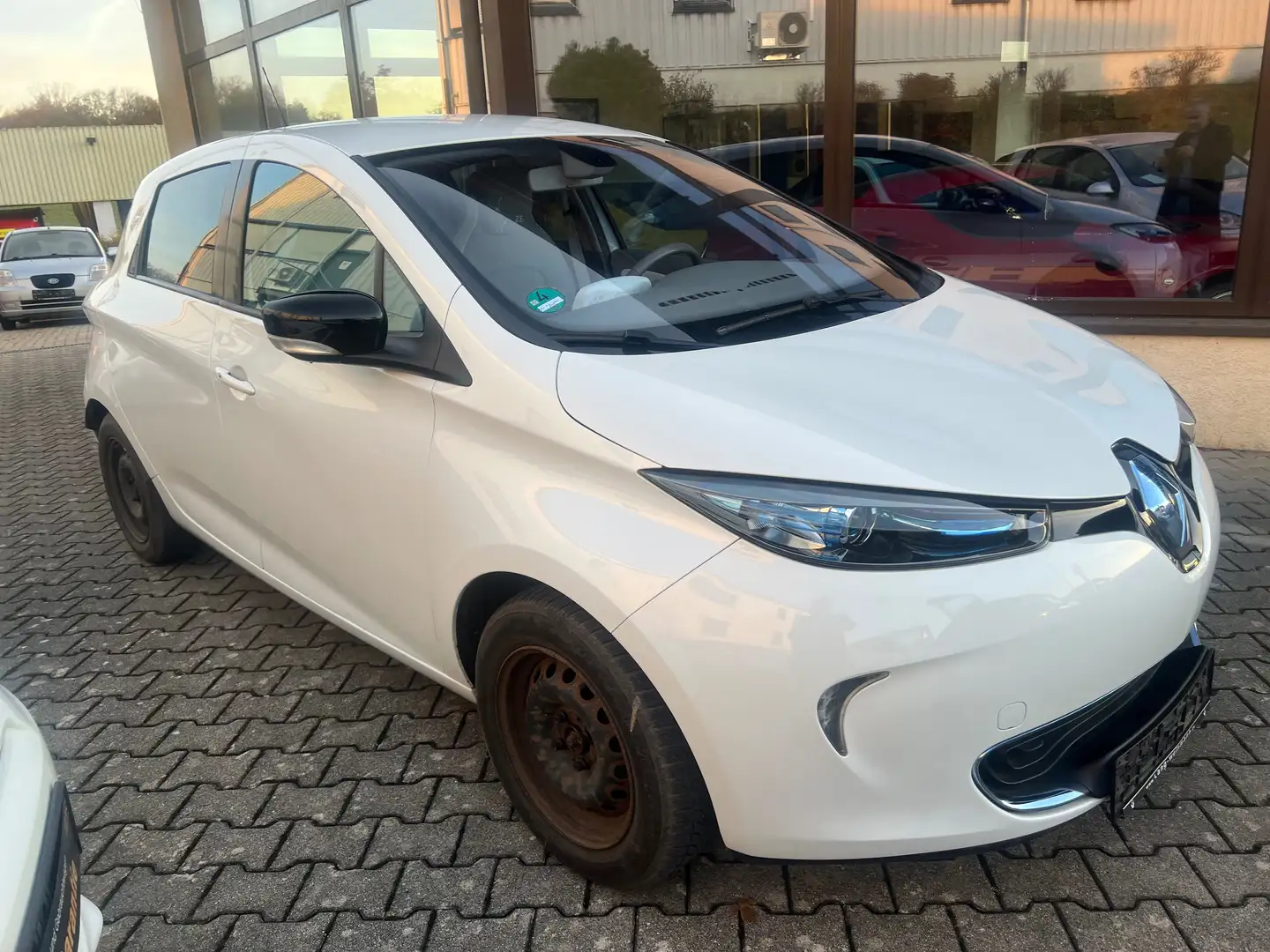 Renault ZOE Zen Weiß - 2