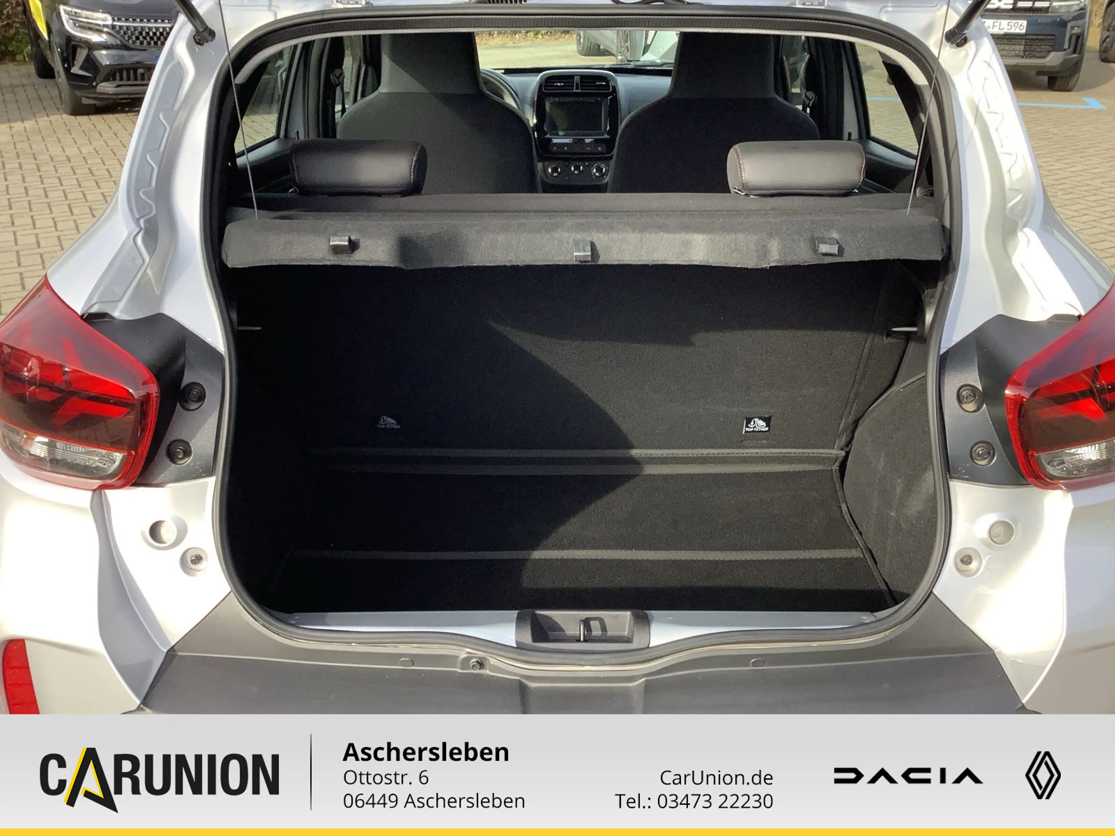Dacia Spring Extreme Electric 65 Navi + Kamera — photo 11