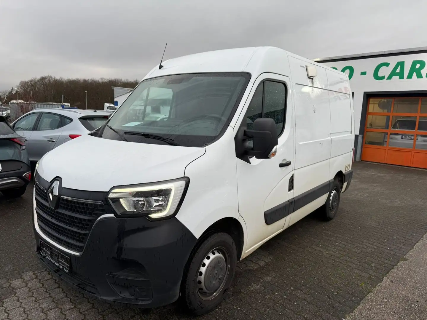 Renault Master III Kasten L1H2HKa 3,5t/1.HAND/SCHECKHEFT White - 1